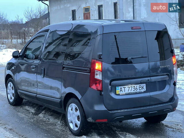 Серый Рено Dokker, объемом двигателя 1.46 л и пробегом 130 тыс. км за 8500 $, фото 10 на Automoto.ua