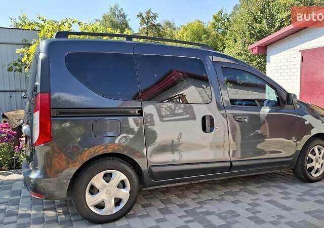 Сірий Рено Dokker, об'ємом двигуна 1.6 л та пробігом 178 тис. км за 7500 $, фото 1 на Automoto.ua