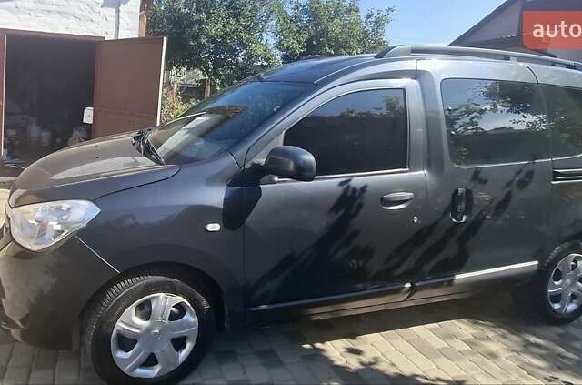 Серый Рено Dokker, объемом двигателя 1.6 л и пробегом 178 тыс. км за 8200 $, фото 9 на Automoto.ua