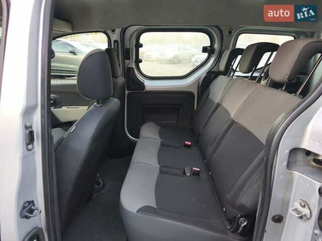 Серый Рено Dokker, объемом двигателя 1.46 л и пробегом 59 тыс. км за 9850 $, фото 8 на Automoto.ua