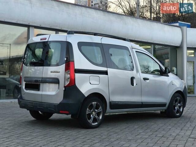 Серый Рено Dokker, объемом двигателя 1.46 л и пробегом 59 тыс. км за 9850 $, фото 4 на Automoto.ua