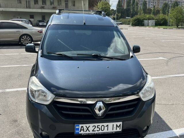 Серый Рено Dokker, объемом двигателя 1.5 л и пробегом 273 тыс. км за 7500 $, фото 1 на Automoto.ua