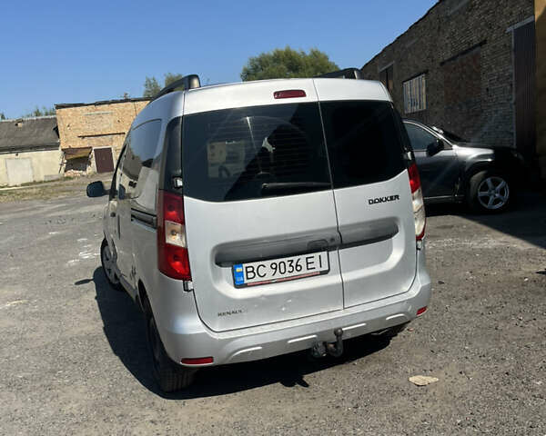 Сірий Рено Dokker, об'ємом двигуна 1.5 л та пробігом 260 тис. км за 6999 $, фото 6 на Automoto.ua