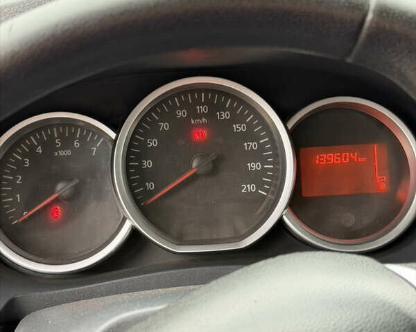 Серый Рено Dokker, объемом двигателя 1.5 л и пробегом 139 тыс. км за 9500 $, фото 11 на Automoto.ua