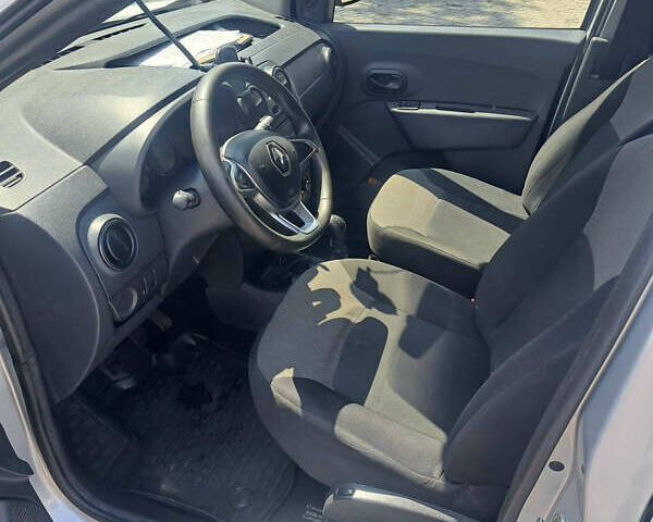 Сірий Рено Dokker, об'ємом двигуна 1.46 л та пробігом 178 тис. км за 9300 $, фото 1 на Automoto.ua