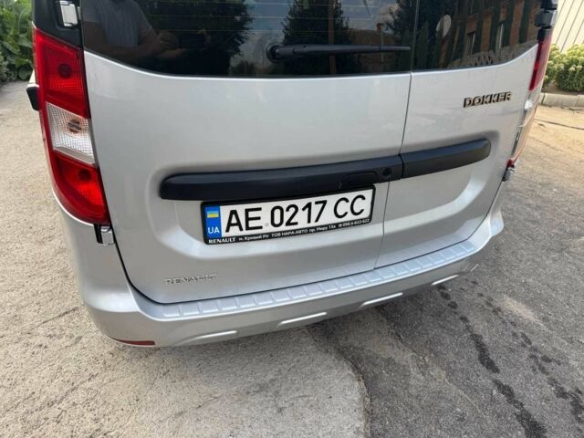 Серый Рено Dokker, объемом двигателя 1.5 л и пробегом 130 тыс. км за 8200 $, фото 1 на Automoto.ua