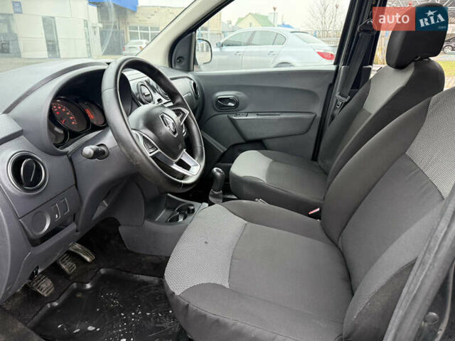 Серый Рено Dokker, объемом двигателя 1.5 л и пробегом 220 тыс. км за 7200 $, фото 16 на Automoto.ua