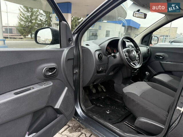 Серый Рено Dokker, объемом двигателя 1.5 л и пробегом 220 тыс. км за 7200 $, фото 13 на Automoto.ua