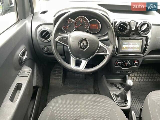 Сірий Рено Dokker, об'ємом двигуна 1.5 л та пробігом 85 тис. км за 13500 $, фото 16 на Automoto.ua