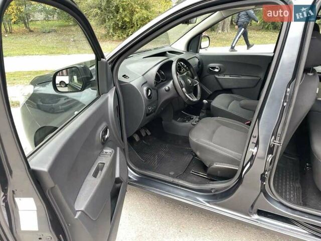 Сірий Рено Dokker, об'ємом двигуна 1.5 л та пробігом 85 тис. км за 13500 $, фото 15 на Automoto.ua