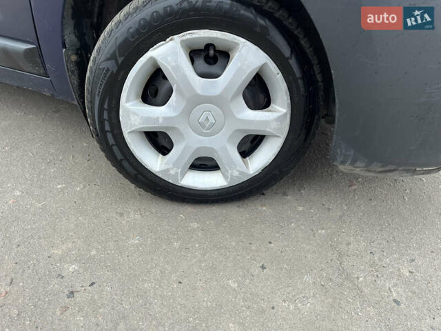 Синий Рено Dokker, объемом двигателя 1.6 л и пробегом 345 тыс. км за 4700 $, фото 15 на Automoto.ua