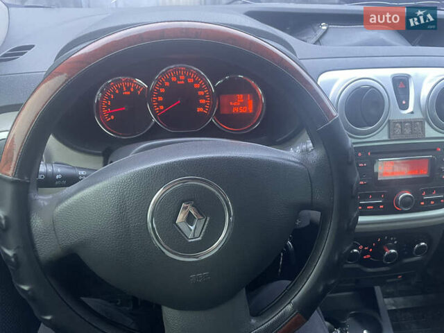 Синий Рено Dokker, объемом двигателя 1.5 л и пробегом 274 тыс. км за 6300 $, фото 7 на Automoto.ua