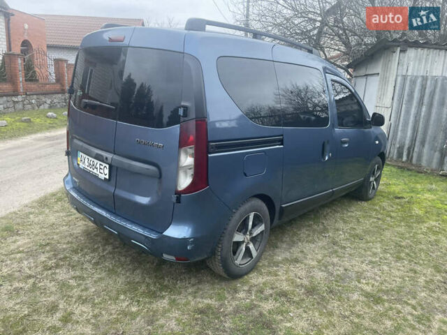 Синий Рено Dokker, объемом двигателя 1.5 л и пробегом 274 тыс. км за 6300 $, фото 3 на Automoto.ua