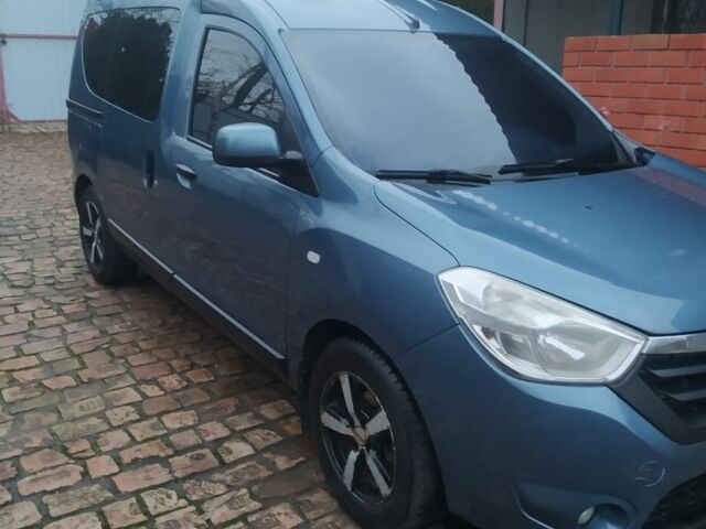 Синий Рено Dokker, объемом двигателя 1.5 л и пробегом 178 тыс. км за 6700 $, фото 2 на Automoto.ua