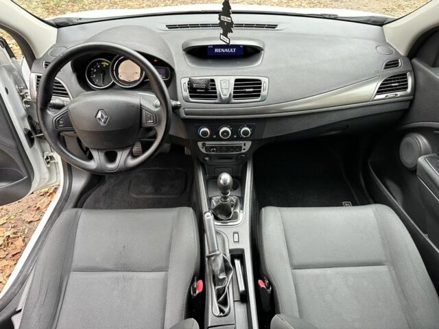 Білий Рено Інша, об'ємом двигуна 1.5 л та пробігом 250 тис. км за 7950 $, фото 10 на Automoto.ua