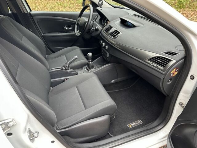 Білий Рено Інша, об'ємом двигуна 1.5 л та пробігом 250 тис. км за 7950 $, фото 9 на Automoto.ua