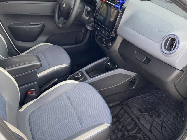 Белый Рено Другая, объемом двигателя 0 л и пробегом 35 тыс. км за 10500 $, фото 3 на Automoto.ua