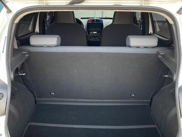 Белый Рено Другая, объемом двигателя 0 л и пробегом 35 тыс. км за 10500 $, фото 6 на Automoto.ua