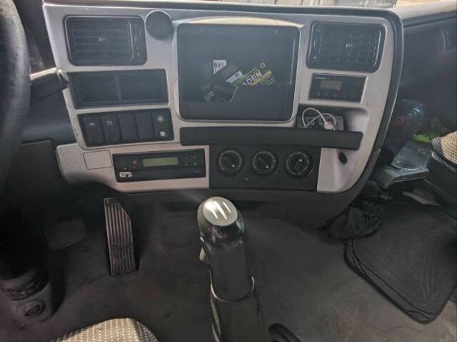 Білий Рено Інша, об'ємом двигуна 11.1 л та пробігом 0 тис. км за 6900 $, фото 1 на Automoto.ua