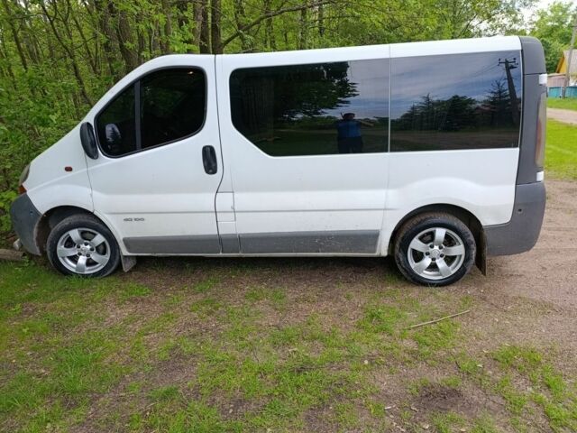 Белый Рено Другая, объемом двигателя 0 л и пробегом 376 тыс. км за 4500 $, фото 1 на Automoto.ua