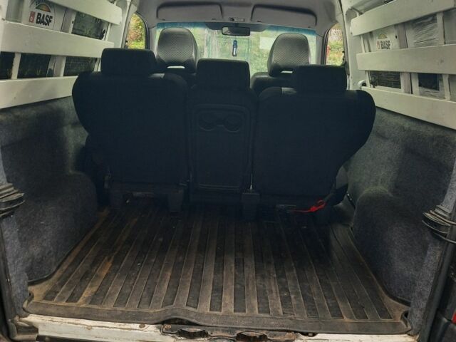 Белый Рено Другая, объемом двигателя 1.9 л и пробегом 500 тыс. км за 2700 $, фото 1 на Automoto.ua