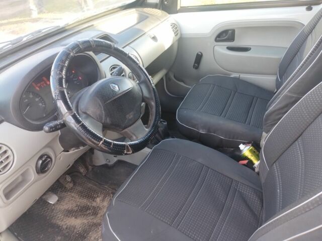 Белый Рено Другая, объемом двигателя 1.5 л и пробегом 200 тыс. км за 1550 $, фото 3 на Automoto.ua