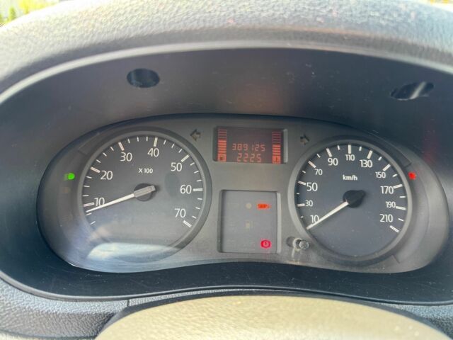 Білий Рено Інша, об'ємом двигуна 1.5 л та пробігом 280 тис. км за 2800 $, фото 10 на Automoto.ua