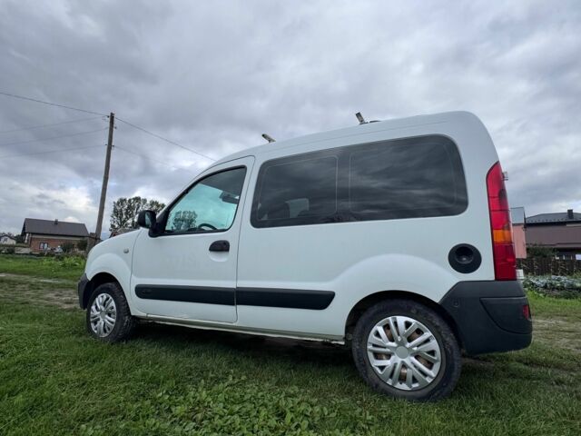 Білий Рено Інша, об'ємом двигуна 1.5 л та пробігом 280 тис. км за 2800 $, фото 1 на Automoto.ua