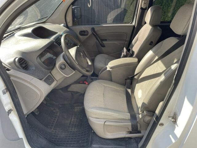 Білий Рено Інша, об'ємом двигуна 1.5 л та пробігом 253 тис. км за 4100 $, фото 6 на Automoto.ua