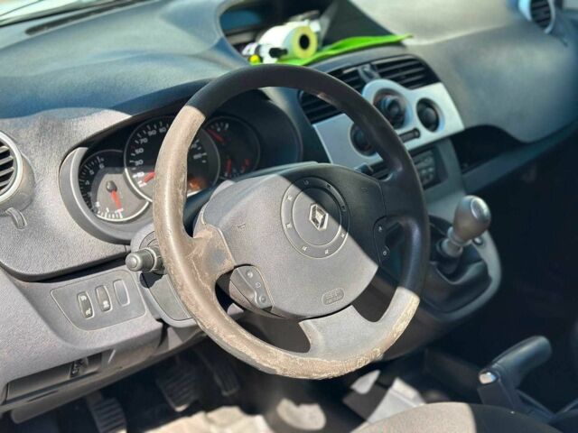 Белый Рено Другая, объемом двигателя 1.5 л и пробегом 247 тыс. км за 5840 $, фото 13 на Automoto.ua