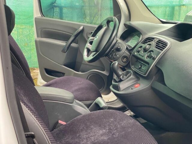 Белый Рено Другая, объемом двигателя 1.5 л и пробегом 3 тыс. км за 8000 $, фото 9 на Automoto.ua