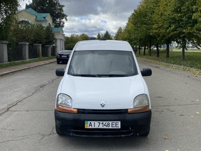 Белый Рено Другая, объемом двигателя 0 л и пробегом 300 тыс. км за 2750 $, фото 6 на Automoto.ua