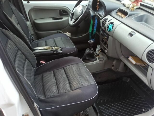 Белый Рено Другая, объемом двигателя 1.2 л и пробегом 238 тыс. км за 3700 $, фото 5 на Automoto.ua