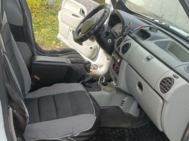 Білий Рено Інша, об'ємом двигуна 1.5 л та пробігом 256 тис. км за 3500 $, фото 3 на Automoto.ua