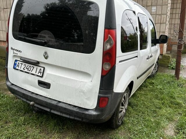 Белый Рено Другая, объемом двигателя 1.5 л и пробегом 180 тыс. км за 4700 $, фото 4 на Automoto.ua