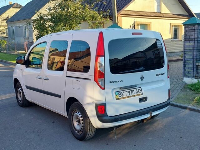 Белый Рено Другая, объемом двигателя 1.5 л и пробегом 345 тыс. км за 8800 $, фото 4 на Automoto.ua