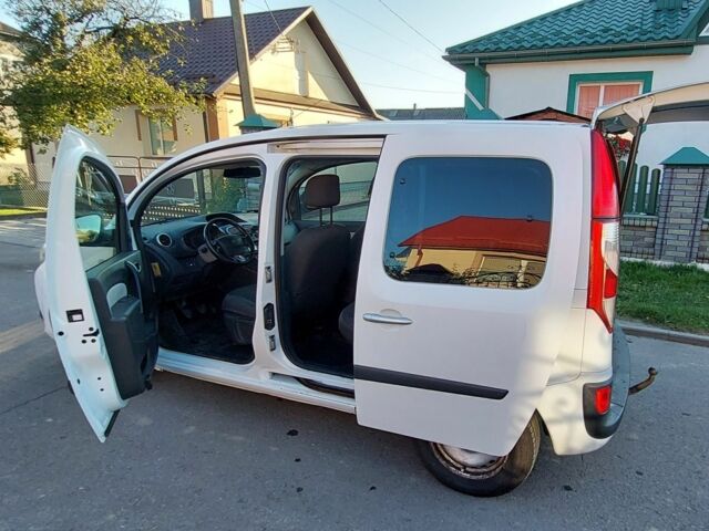 Белый Рено Другая, объемом двигателя 1.5 л и пробегом 345 тыс. км за 8800 $, фото 2 на Automoto.ua