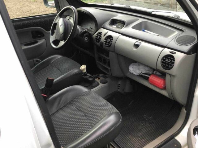 Белый Рено Другая, объемом двигателя 1.5 л и пробегом 3 тыс. км за 3950 $, фото 2 на Automoto.ua