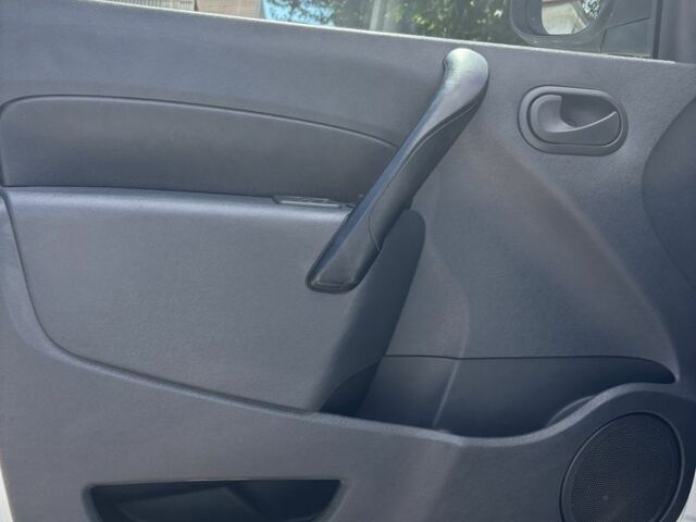 Білий Рено Інша, об'ємом двигуна 1.5 л та пробігом 189 тис. км за 6700 $, фото 9 на Automoto.ua