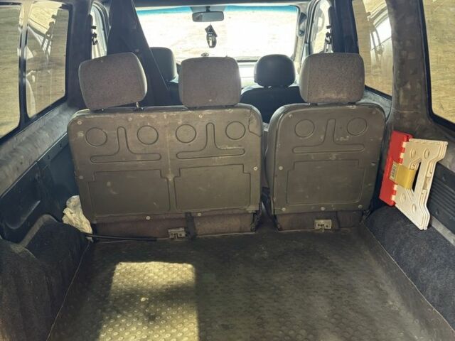 Белый Рено Другая, объемом двигателя 2.45 л и пробегом 470 тыс. км за 2900 $, фото 5 на Automoto.ua