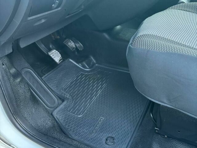 Белый Рено Другая, объемом двигателя 1.5 л и пробегом 160 тыс. км за 8000 $, фото 3 на Automoto.ua