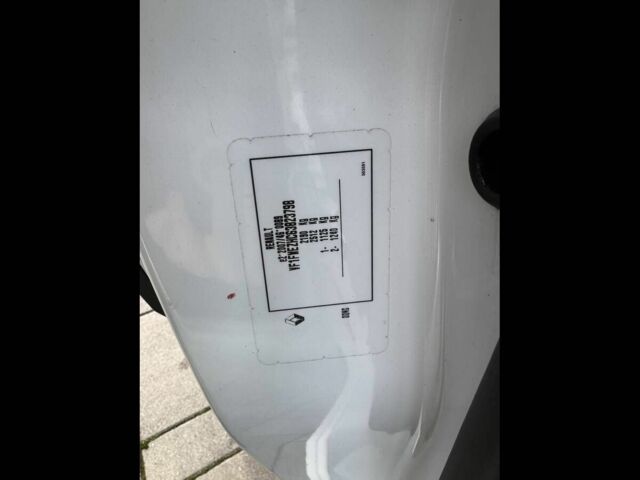 Білий Рено Інша, об'ємом двигуна 2.45 л та пробігом 83 тис. км за 10900 $, фото 23 на Automoto.ua