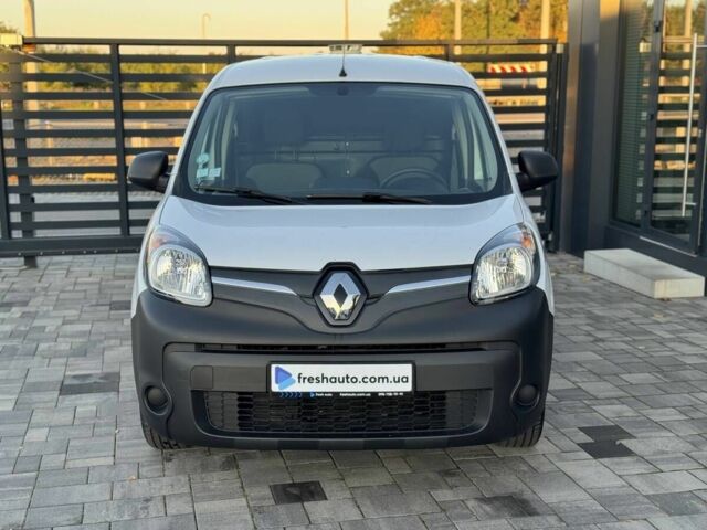 Білий Рено Інша, об'ємом двигуна 2.45 л та пробігом 27 тис. км за 11999 $, фото 1 на Automoto.ua