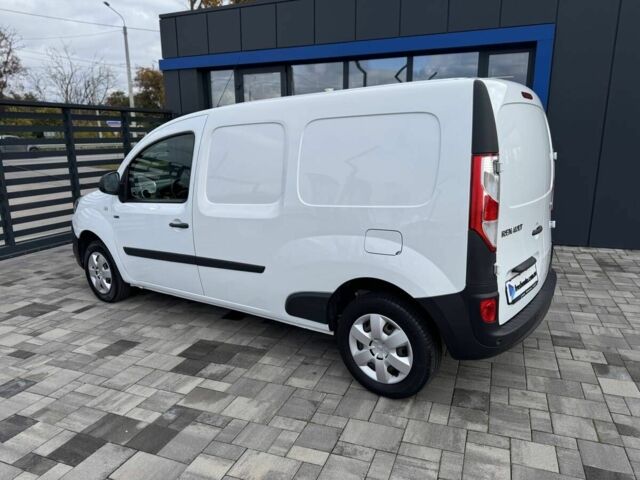 Білий Рено Інша, об'ємом двигуна 2.45 л та пробігом 83 тис. км за 10900 $, фото 9 на Automoto.ua