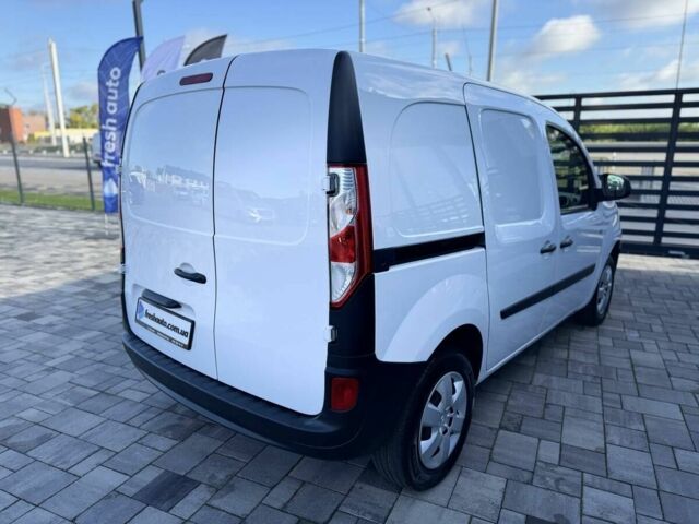 Білий Рено Інша, об'ємом двигуна 2.45 л та пробігом 39 тис. км за 9900 $, фото 12 на Automoto.ua