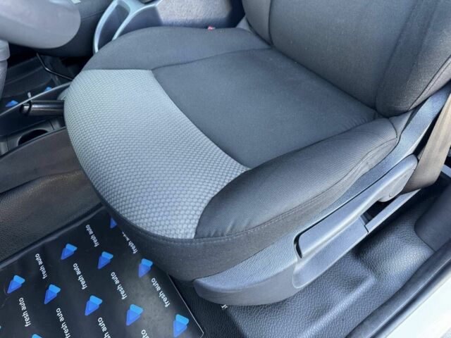 Білий Рено Інша, об'ємом двигуна 2.45 л та пробігом 39 тис. км за 9900 $, фото 19 на Automoto.ua