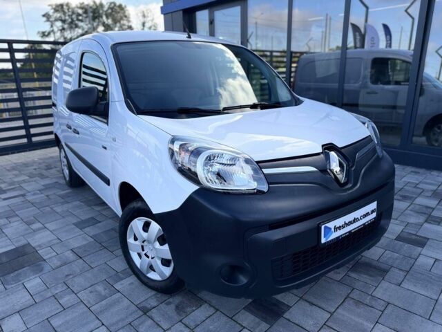 Білий Рено Інша, об'ємом двигуна 2.45 л та пробігом 39 тис. км за 9900 $, фото 6 на Automoto.ua