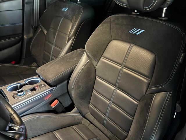 Белый Рено Другая, объемом двигателя 1.8 л и пробегом 30 тыс. км за 27500 $, фото 17 на Automoto.ua