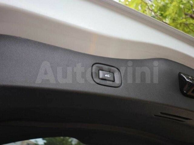 Белый Рено Другая, объемом двигателя 0 л и пробегом 75 тыс. км за 14999 $, фото 15 на Automoto.ua