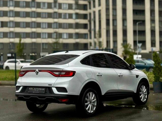 Белый Рено Другая, объемом двигателя 1.6 л и пробегом 101 тыс. км за 15700 $, фото 2 на Automoto.ua